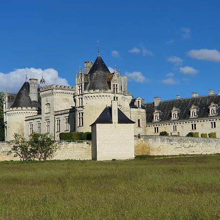 Le Gite Du Puits Aubert Breze Exterior foto